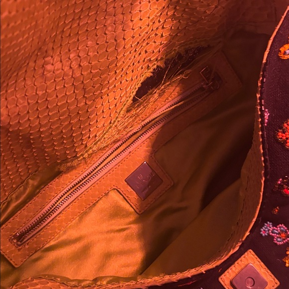 Fendi embellished mama forever python baguette bag - Picture 15 of 15